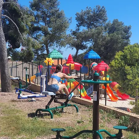 Parque de Campismo De Gamme Vue Piscine Et